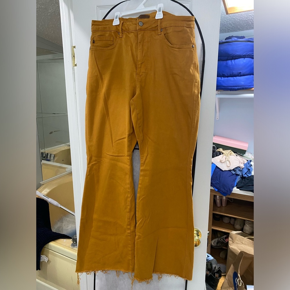 Judy Blue Flare Jeans